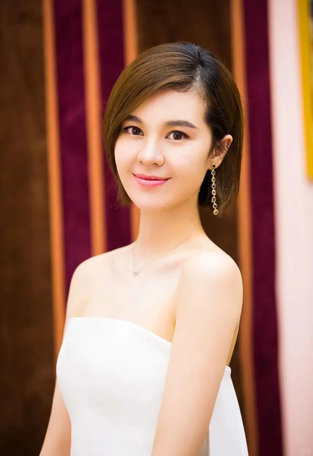 郁可唯个人资料