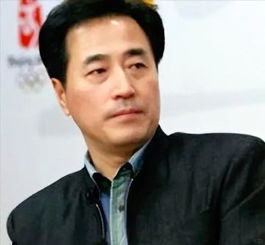 杨立新个人资料